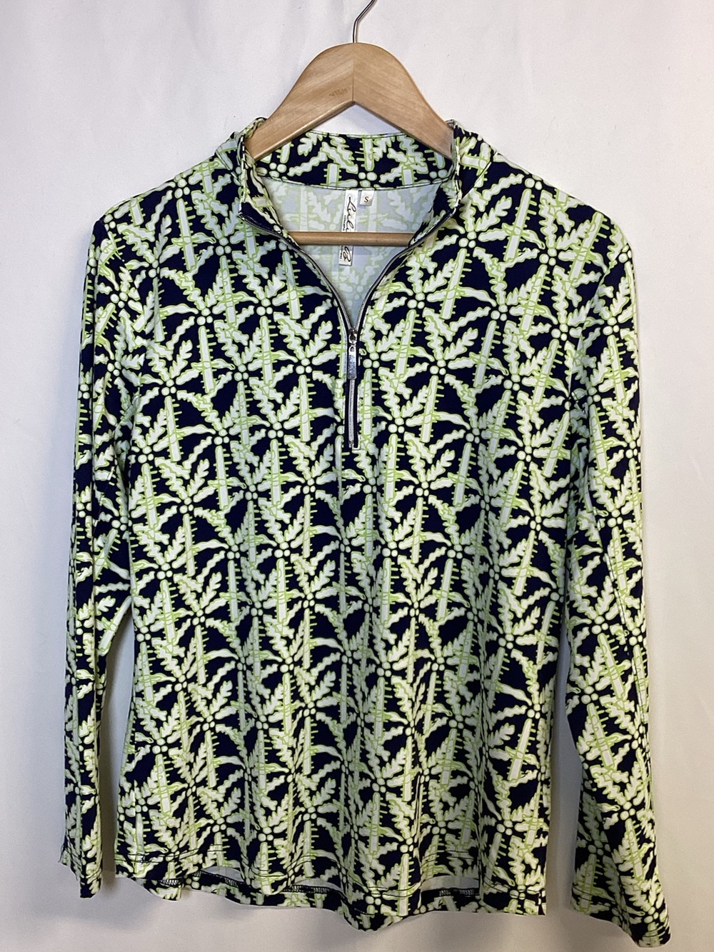 LULU-B Athletic Leisure 1/4 Zip Navy and Green Pullover Size S